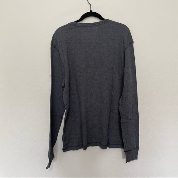 NWT old navy waffle knit thermal henley built in flex grey mens sz.XL - Picture 2 of 4